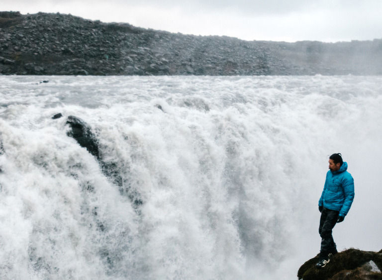Image iceland cliff header