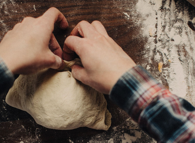Image bbq calzones happyolks header