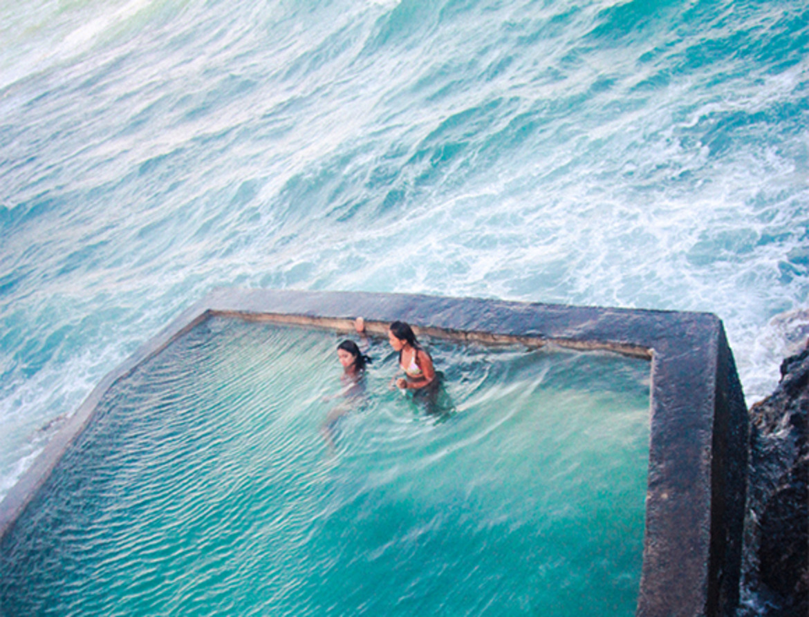 Hero oceanpoolside01